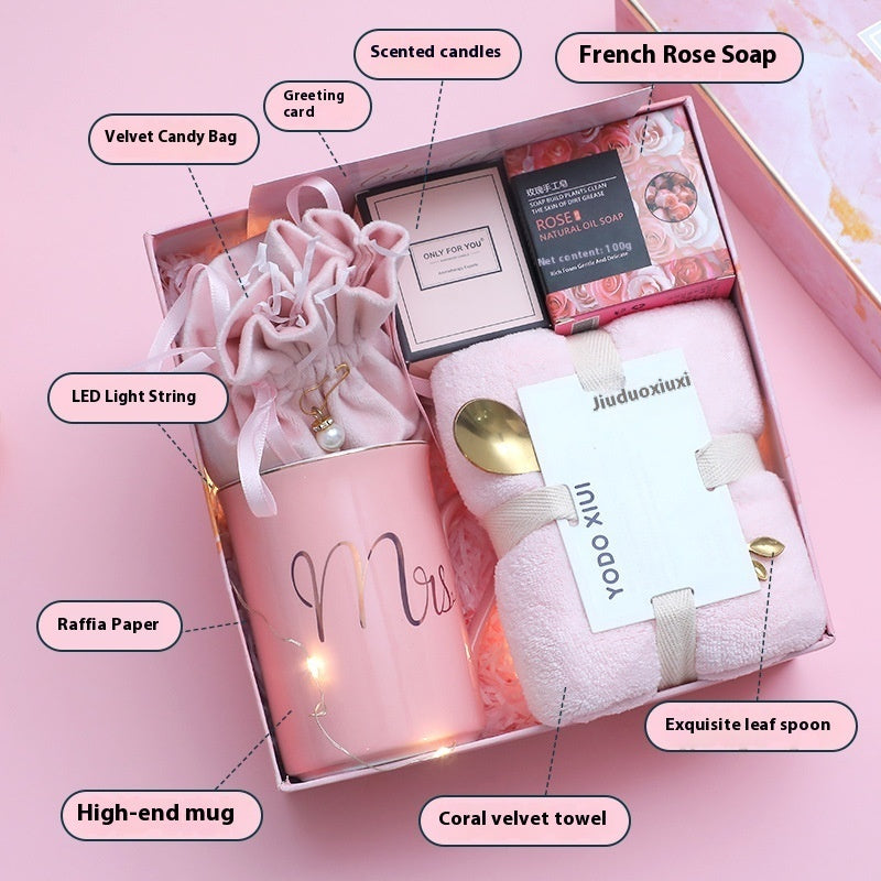 Gift Box For Mother's Day Wedding Favors